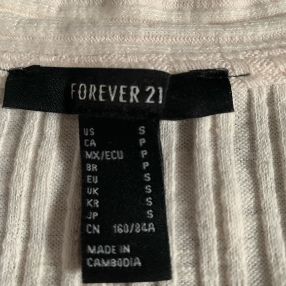forever 21 long sleeve buttoned top size small - Picture 3 of 3